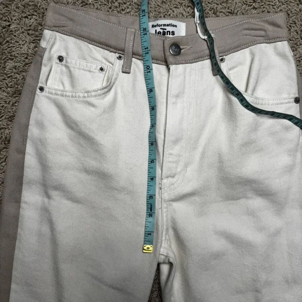 Reformation Cynthia Tonal Reworked High Rise Straight Leg Jeans NWT Size 26 - Picture 5 of 8